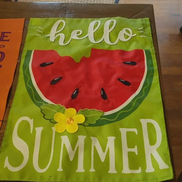 Bundle of Garden Flags - Picture 7 of 7